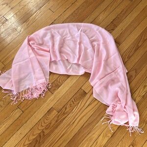 NWOT Pink Pashmina Scarf Cashmere Silk Fringe Italy New never worn